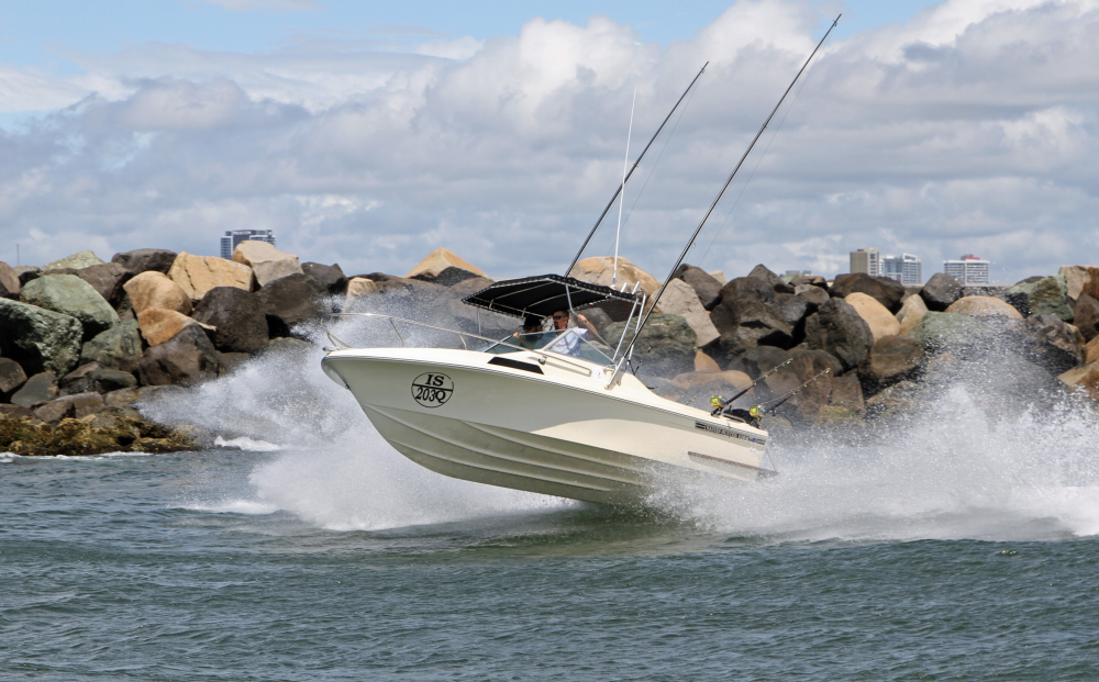 Haines Hunter V203 fishing boat