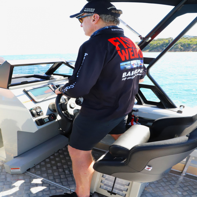 Whether its tow sports action or relaxing in the comfortable forward lounge this boat's designed for all