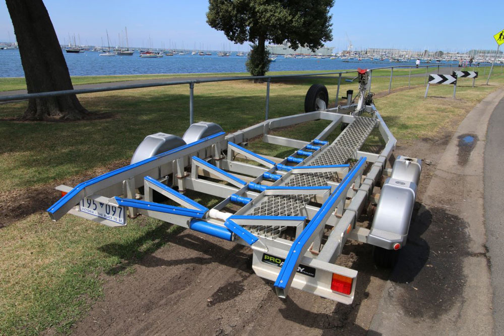 BOAT TRAILER